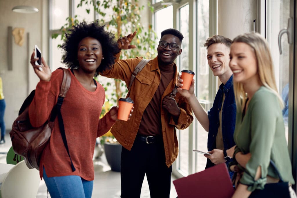 Students involved in marketing Freshman Welcome