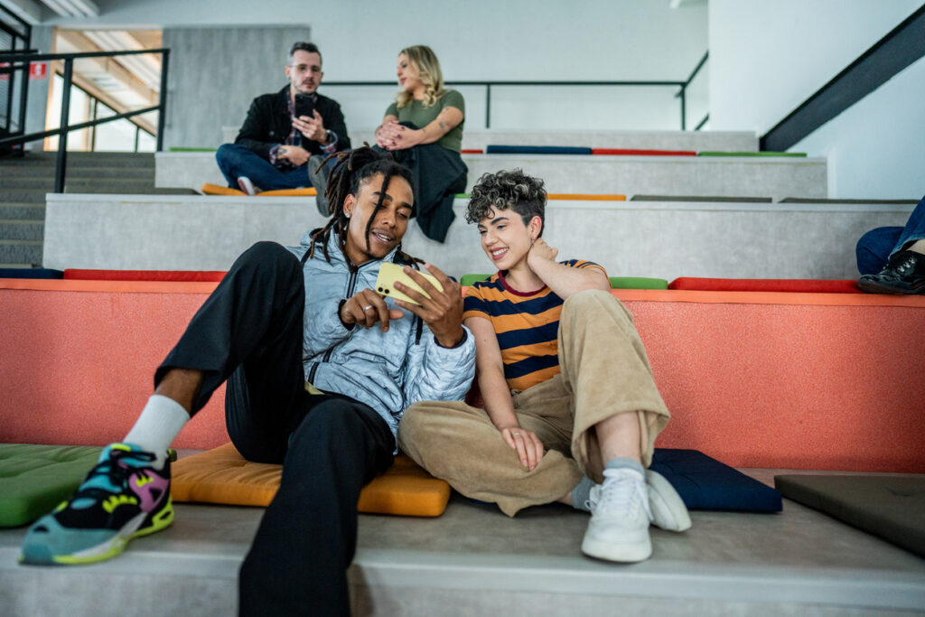 Campuses engaging more students through mobile and online resources after understanding the psychology behind digital campuses
